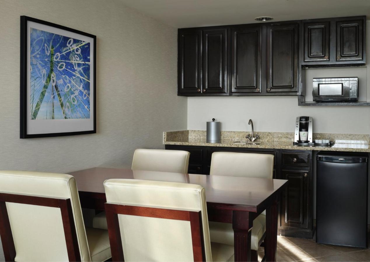 Holiday Inn & Suites Boston Peabody, An Ihg Hotel Buitenkant foto