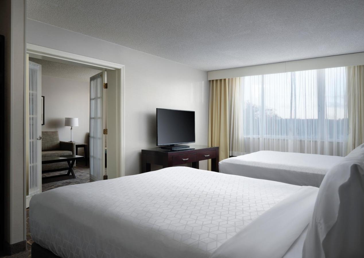Holiday Inn & Suites Boston Peabody, An Ihg Hotel Buitenkant foto