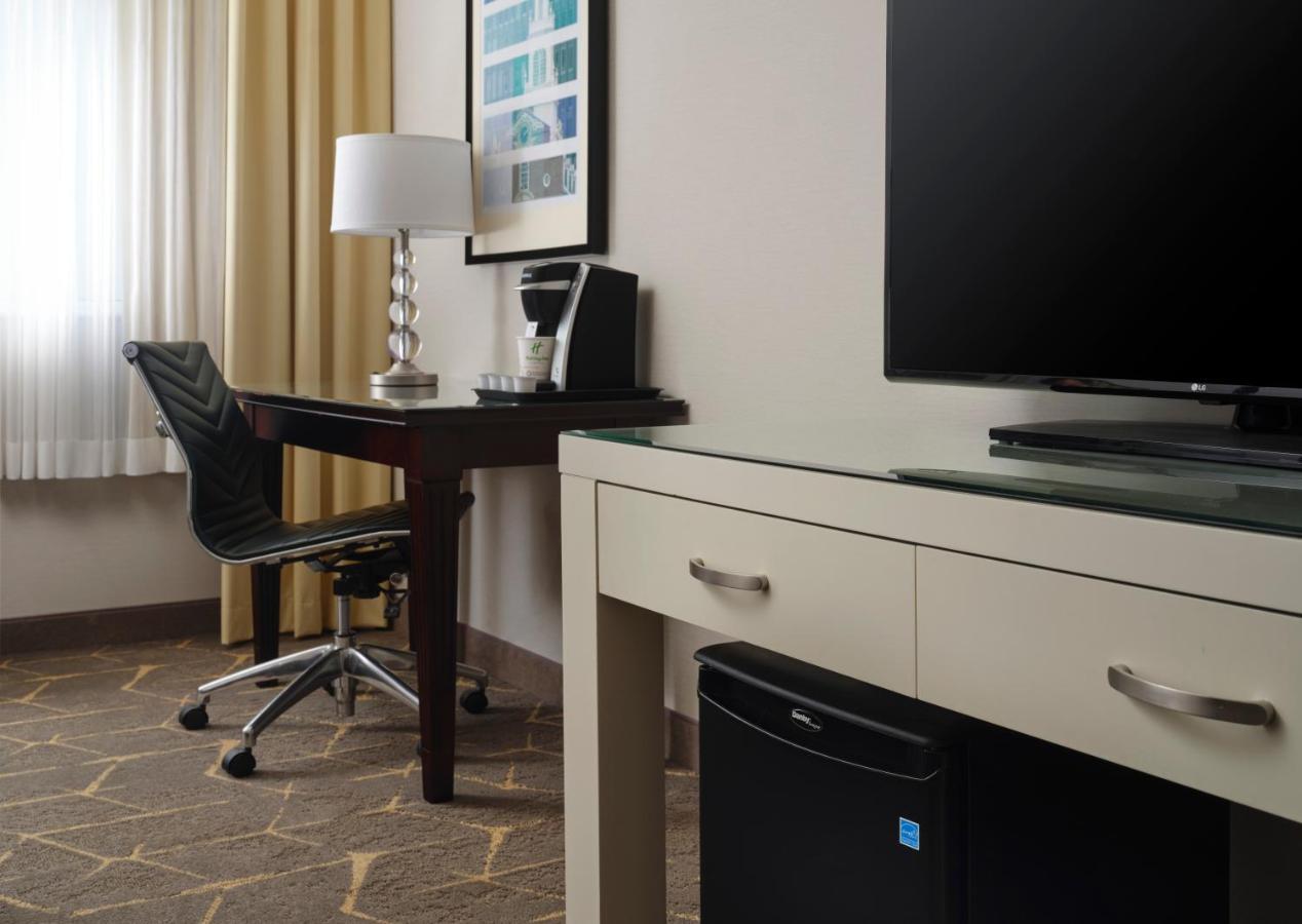 Holiday Inn & Suites Boston Peabody, An Ihg Hotel Buitenkant foto