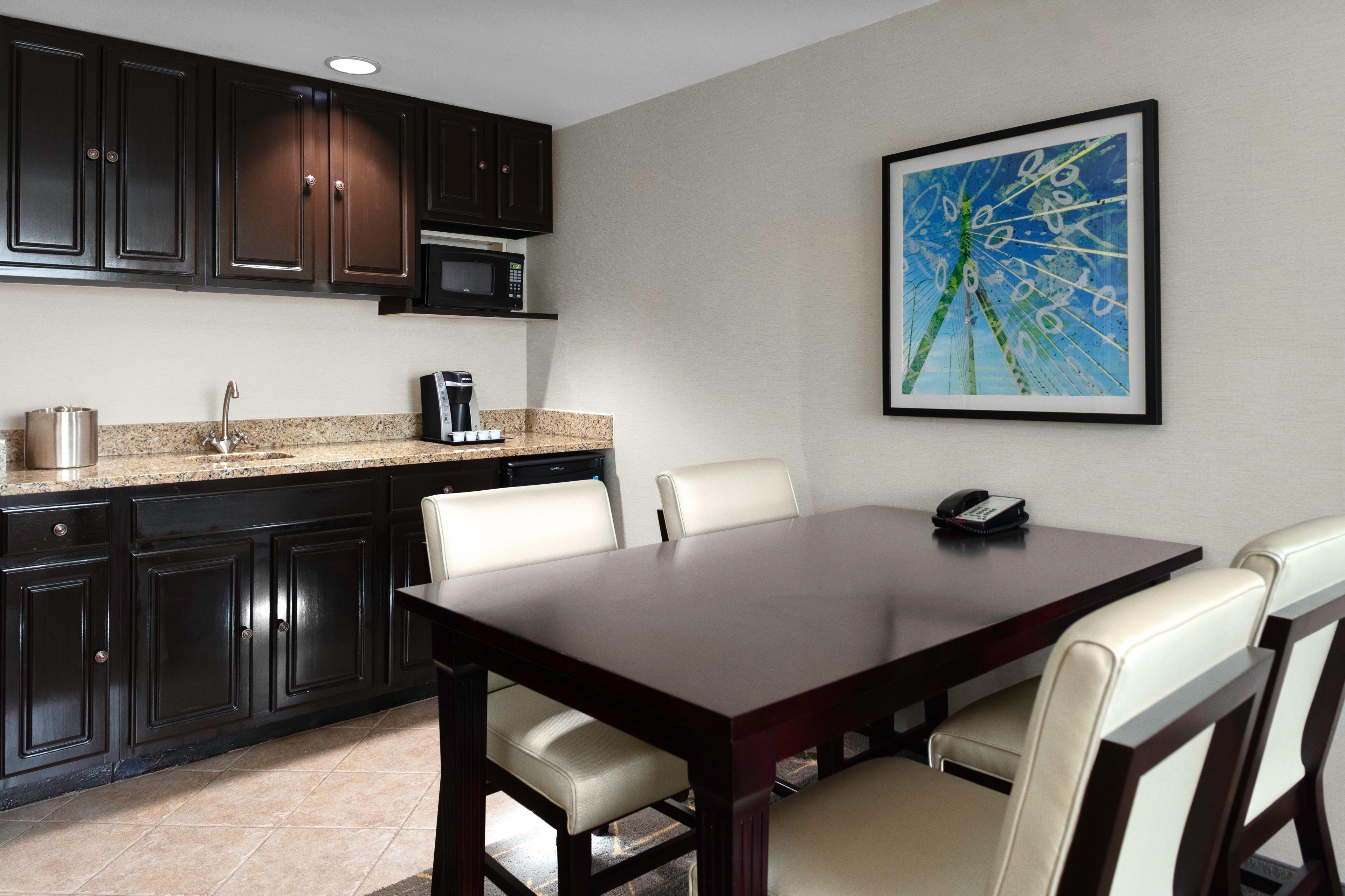 Holiday Inn & Suites Boston Peabody, An Ihg Hotel Buitenkant foto