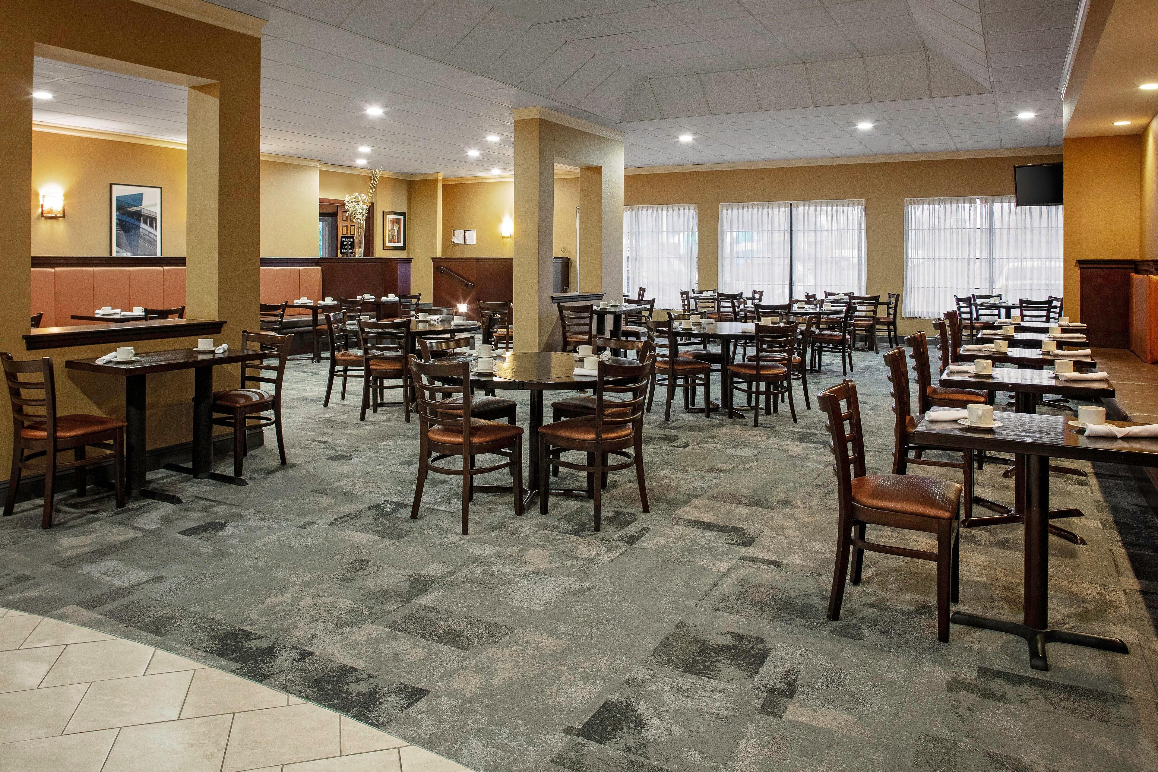 Holiday Inn & Suites Boston Peabody, An Ihg Hotel Buitenkant foto