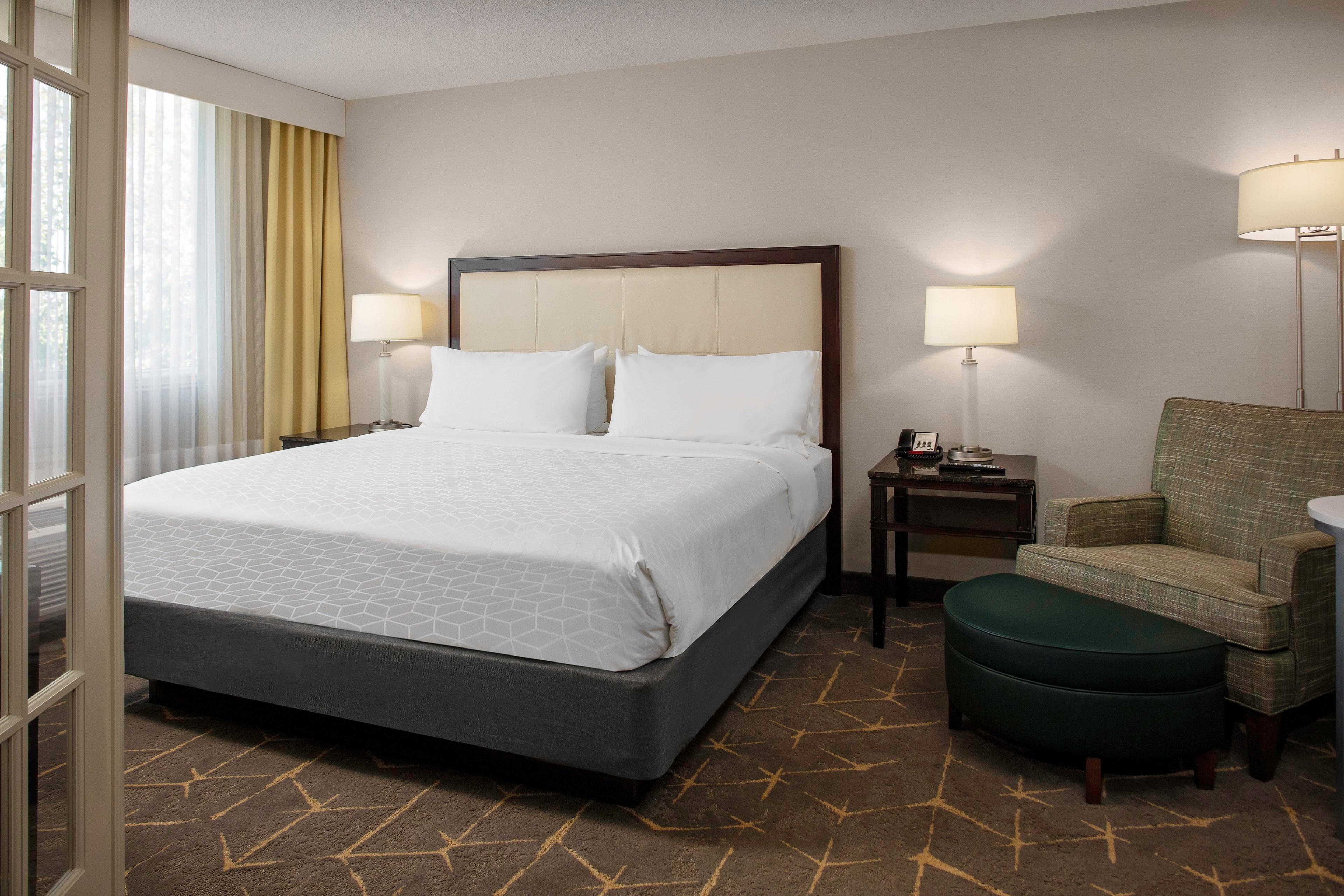 Holiday Inn & Suites Boston Peabody, An Ihg Hotel Buitenkant foto
